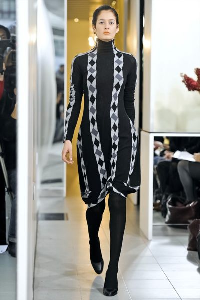 Gorgeous 2010s John Galliano Spanish Influnced Tiered & Ruffled Black –  Shrimpton Couture